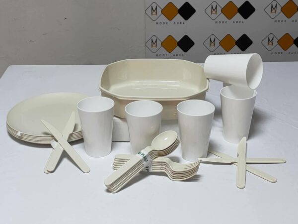 Lot De 33 Pièces Vaisselle En Plastique Réutilisable